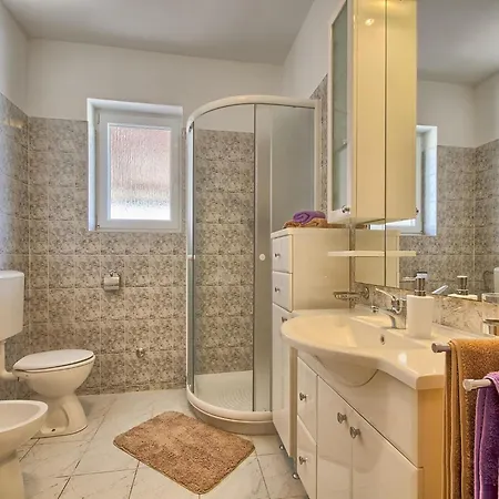 Spacious In Valtura With Garden Tatil Evi *